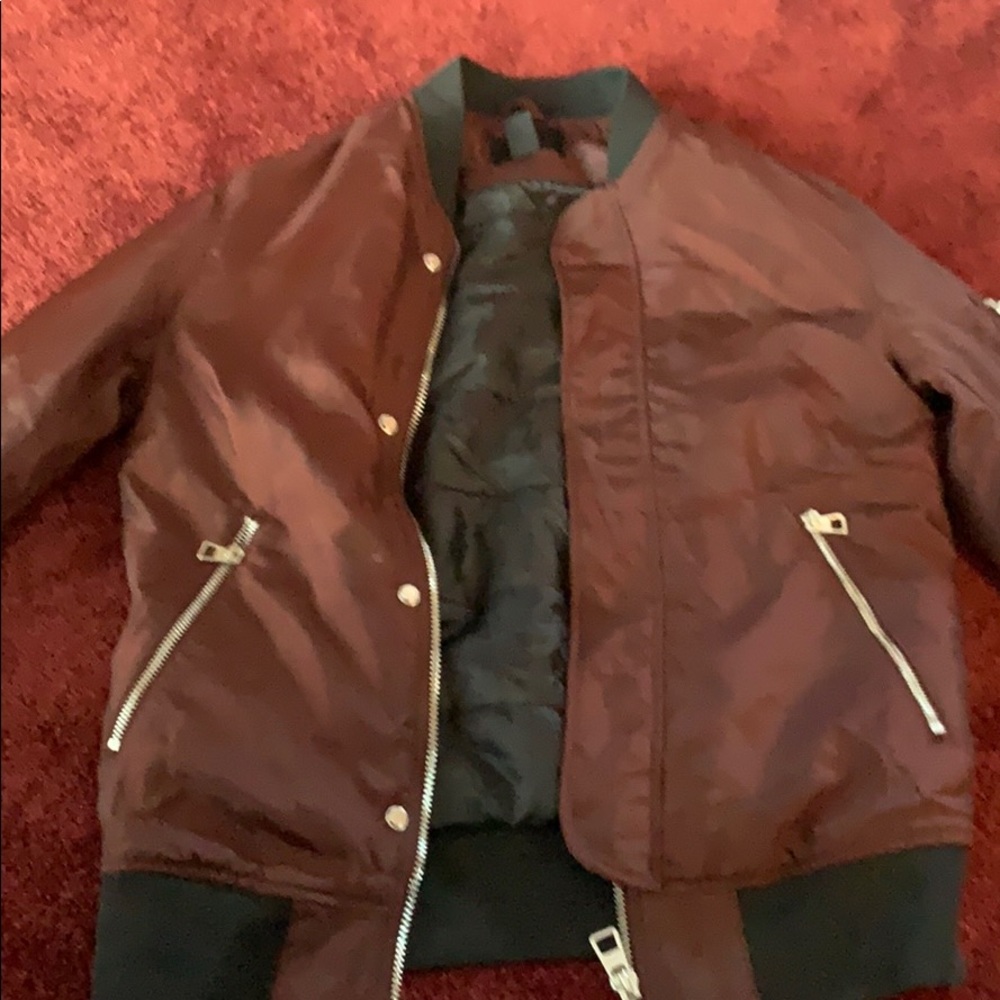 h and m bomber jacket size xs